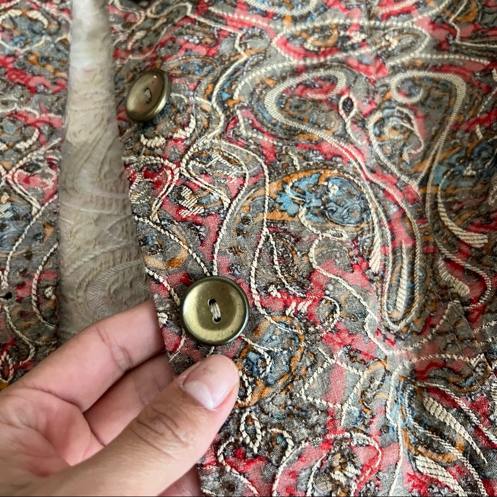 Analogy Petite Paisley Textured Blazer - Picture 9 of 10